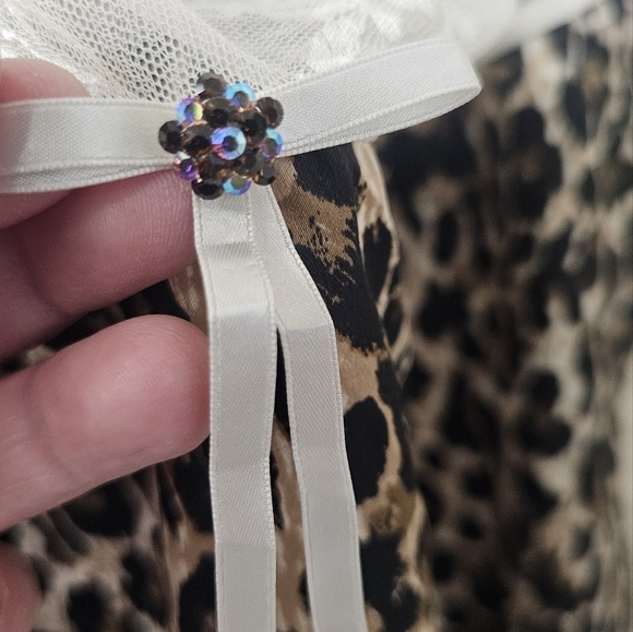 Vintage Victoria Secret Animal Print Slip - Picture 4 of 11